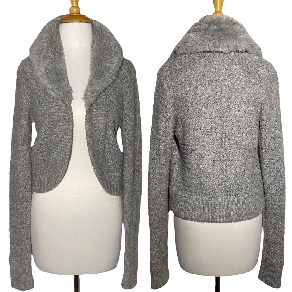 Pandemonium Women's Knit Cropped Grey Cardigan Jacket Size M Faux Fur Collar